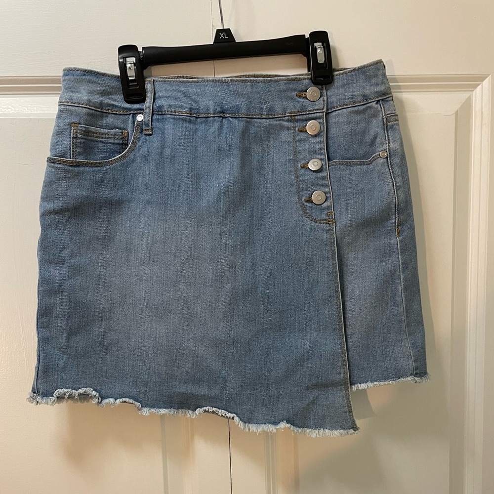 energie brand faux wrap denim skirt Size 11 Soft and Stretchy